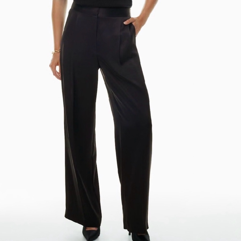 Aritzia Effortless Pants Satin - Black